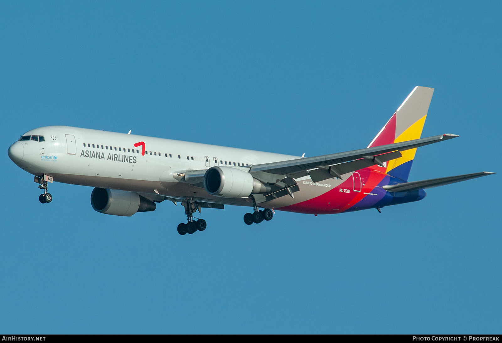 Aircraft Photo of HL7515 | Boeing 767-38E | Asiana Airlines | AirHistory.net #577866