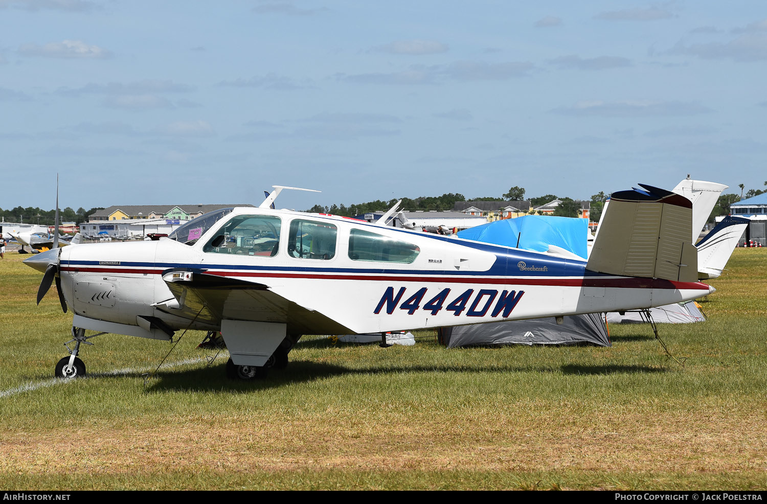 Aircraft Photo of N444DW | Beech V35B Bonanza | AirHistory.net #577876