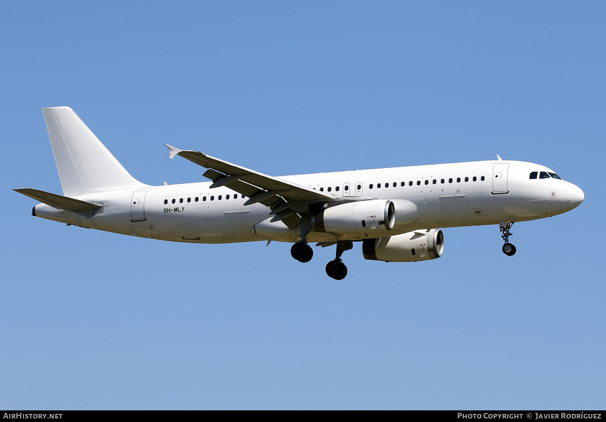 Aircraft Photo of 9H-MLY | Airbus A320-232 | AirHistory.net #577956