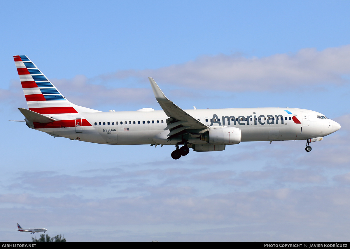 Aircraft Photo of N983AN | Boeing 737-823 | American Airlines | AirHistory.net #577991