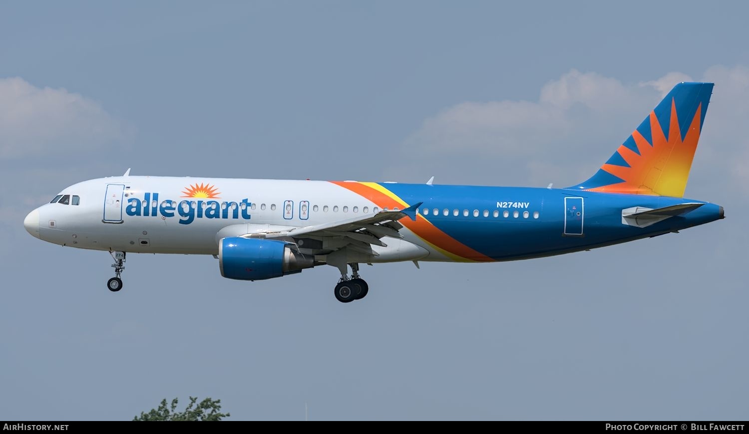 Aircraft Photo of N274NV | Airbus A320-214 | Allegiant Air | AirHistory.net #578060