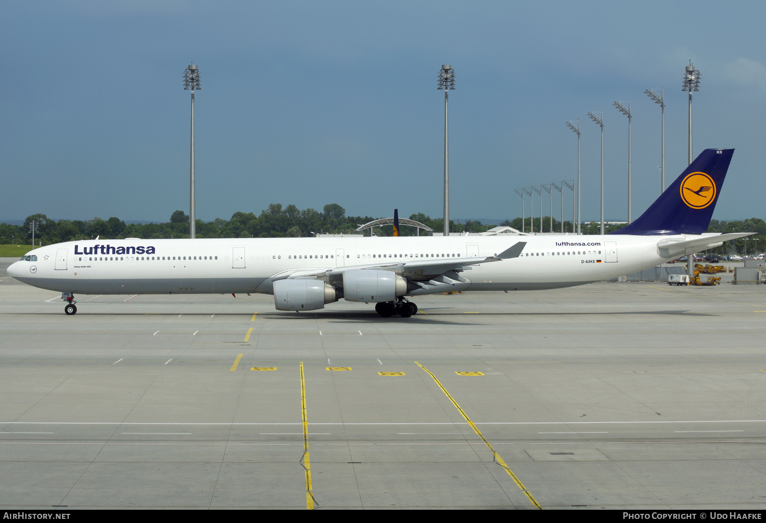 Aircraft Photo of D-AIHX | Airbus A340-642 | Lufthansa | AirHistory.net #578080
