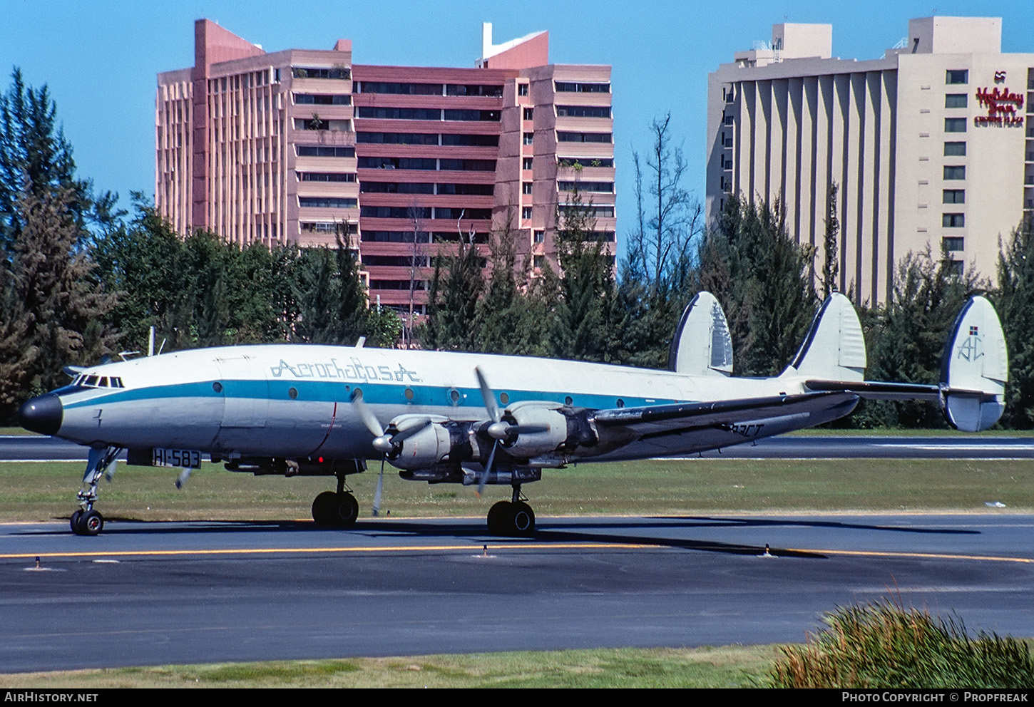 Aircraft Photo of HI-583CT | Lockheed C-121G Super Constellation | Aerochago | AirHistory.net #578090