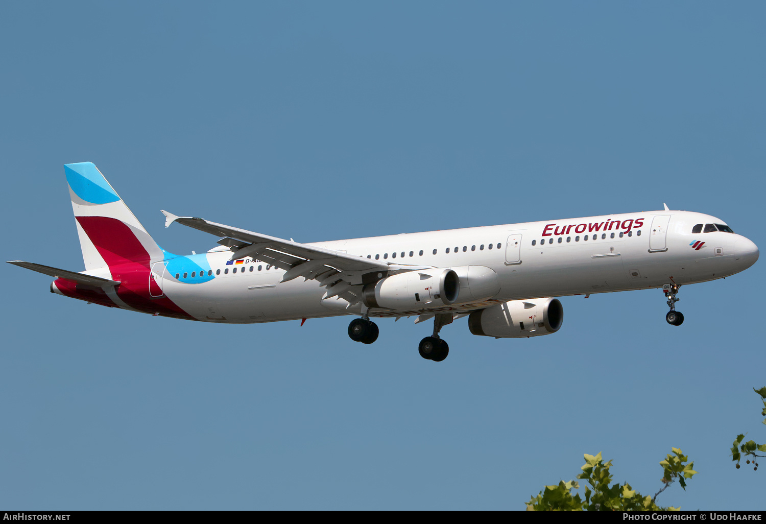Aircraft Photo of D-AIDU | Airbus A321-231 | Eurowings | AirHistory.net #578144