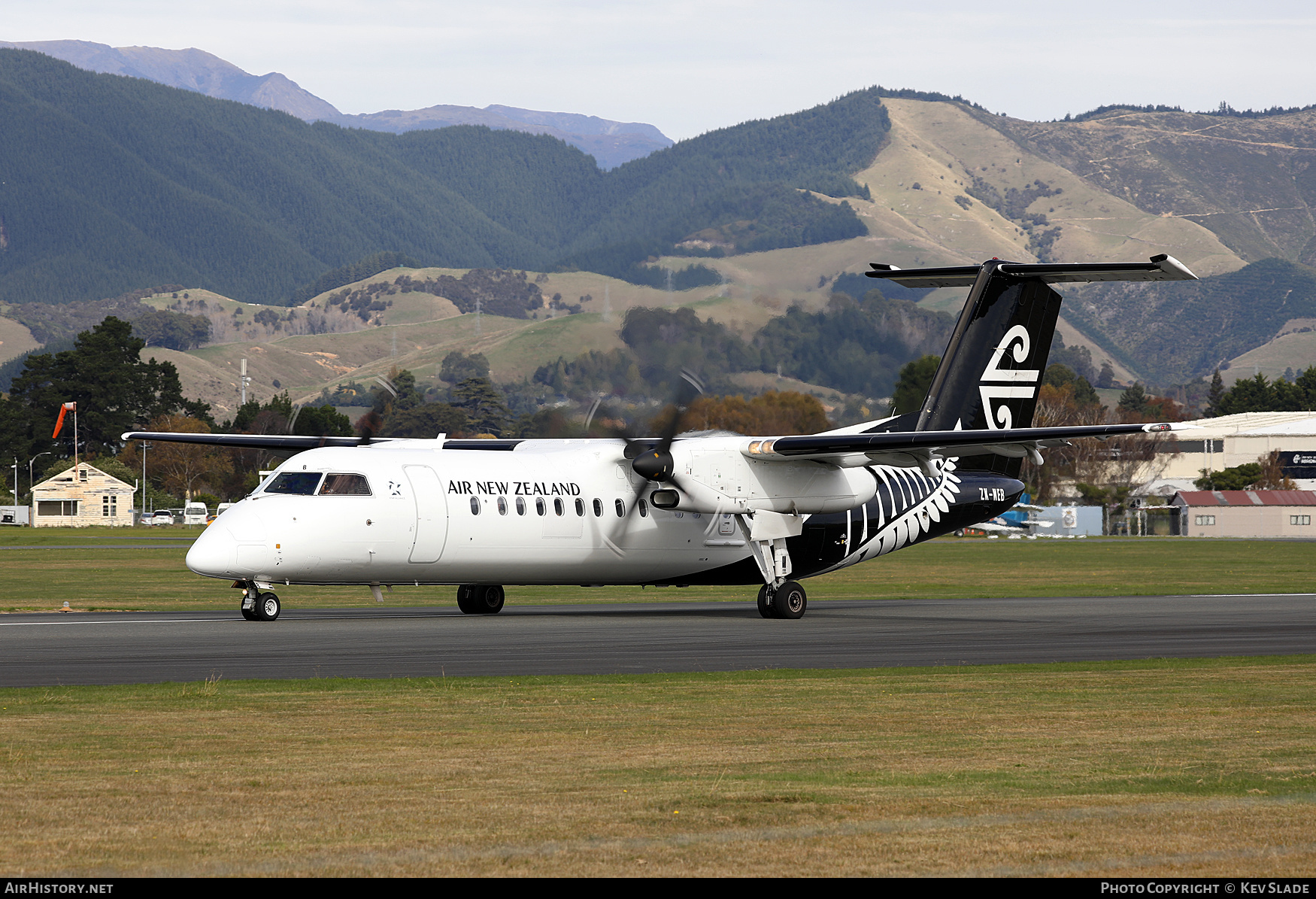 Aircraft Photo of ZK-NEB | De Havilland Canada DHC-8-311Q Dash 8 | Air New Zealand | AirHistory.net #578150