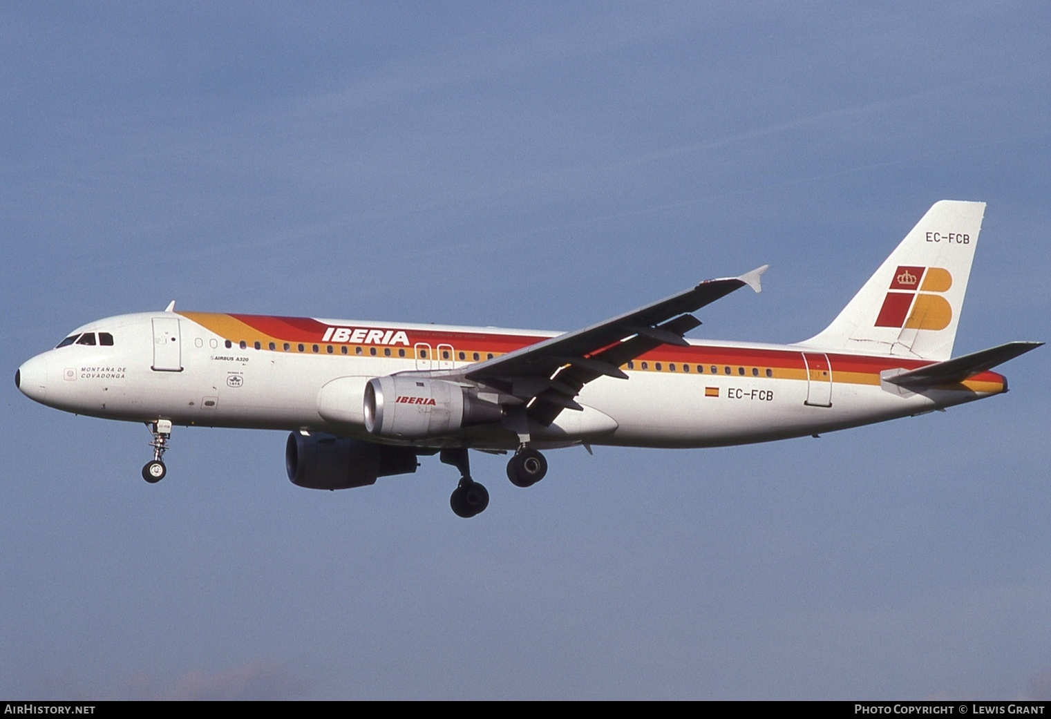 Aircraft Photo of EC-FCB | Airbus A320-211 | Iberia | AirHistory.net #578188