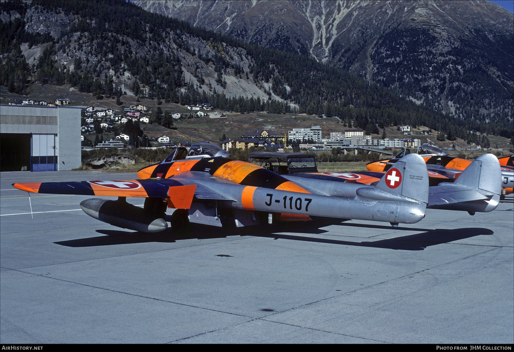 Aircraft Photo of J-1107 | De Havilland D.H. 100 Vampire FB6 | Switzerland - Air Force | AirHistory.net #578304