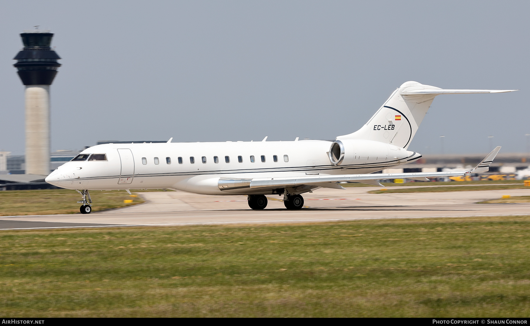 Aircraft Photo of EC-LEB | Bombardier Global Express XRS (BD-700-1A10) | AirHistory.net #578349