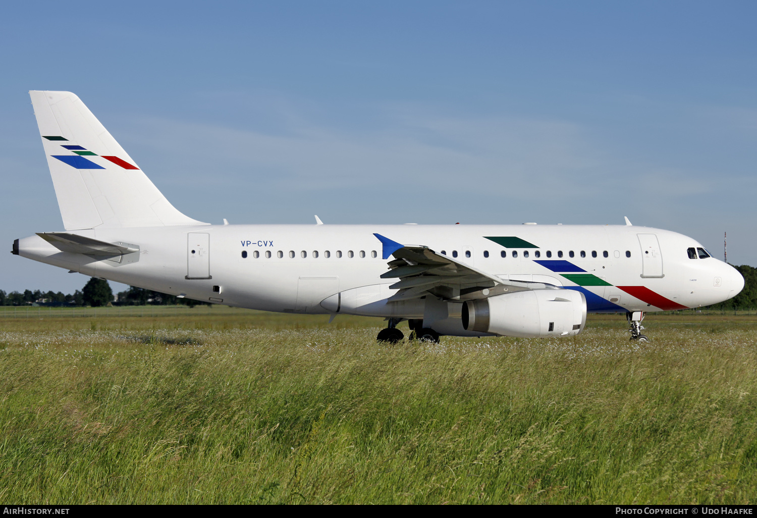 Aircraft Photo of VP-CVX | Airbus ACJ319 (A319-133/CJ) | Volkswagen Air Services | AirHistory.net #578454