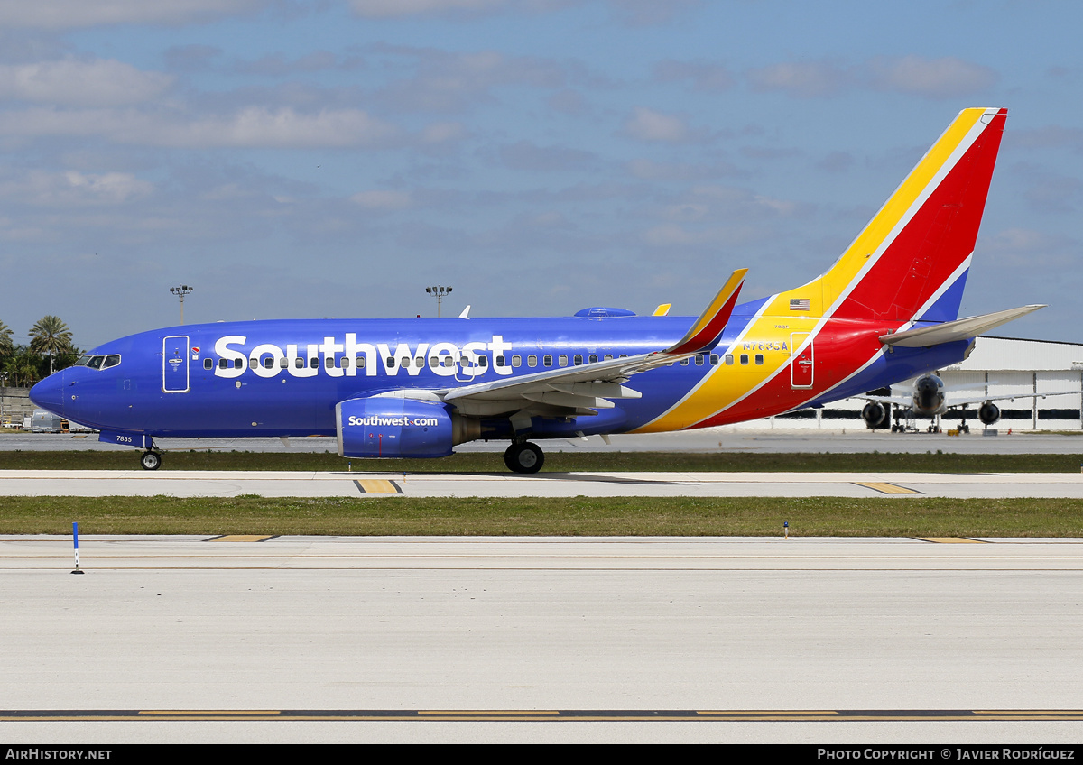 Aircraft Photo of N7835A | Boeing 737-752 | Southwest Airlines | AirHistory.net #578456