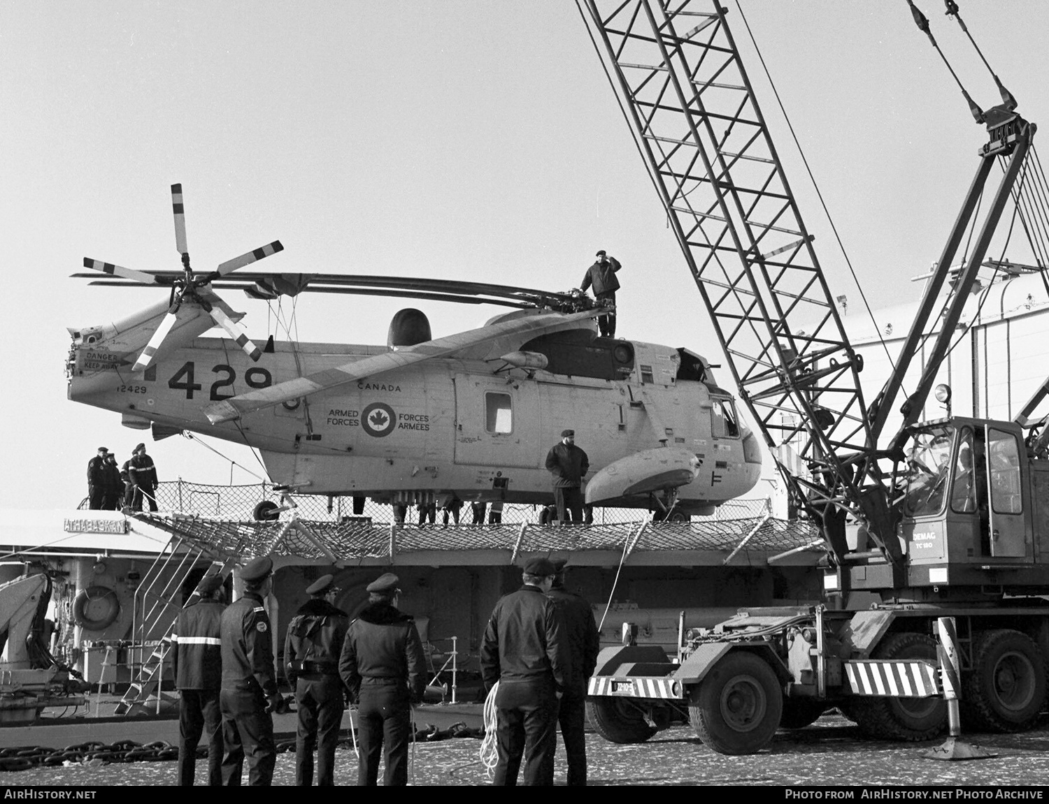 Aircraft Photo of 12429 | Sikorsky CH-124A Sea King (S-61B) | Canada - Navy | AirHistory.net #578528