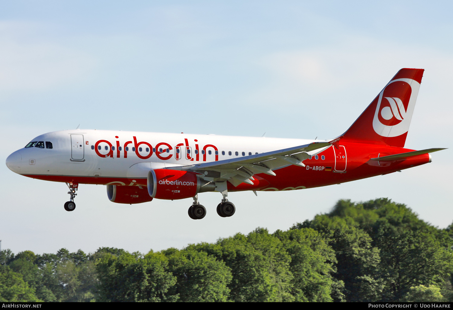 Aircraft Photo of D-ABGP | Airbus A319-112 | Air Berlin | AirHistory.net #578655