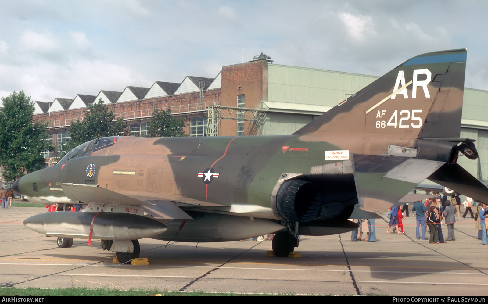 Aircraft Photo of 66-0425 / AF66-425 | McDonnell Douglas RF-4C Phantom II | USA - Air Force | AirHistory.net #578675