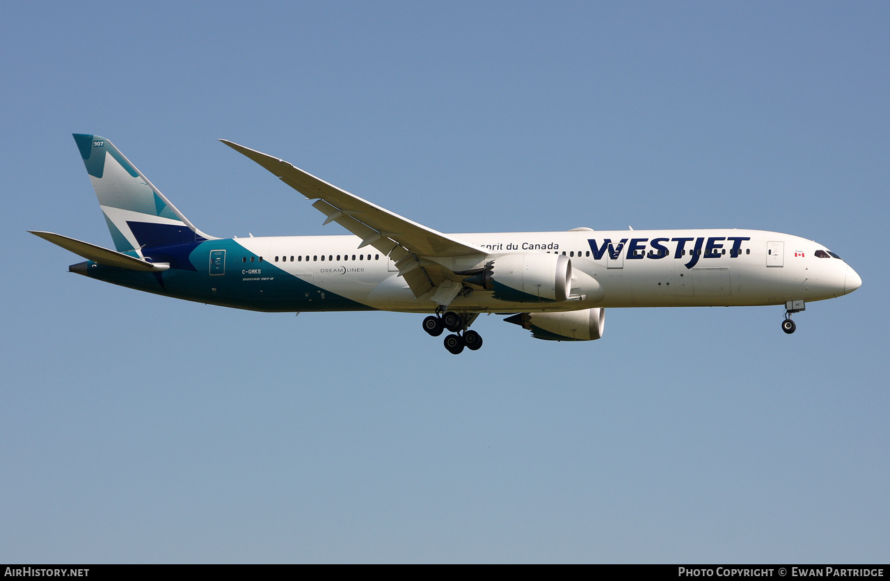 Aircraft Photo of C-GMKS | Boeing 787-9 Dreamliner | WestJet | AirHistory.net #578690