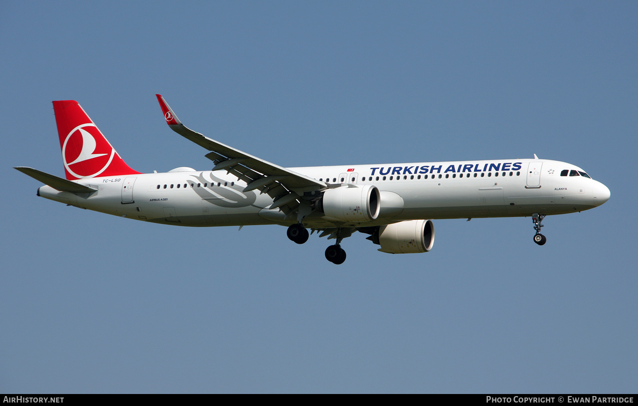 Aircraft Photo of TC-LSO | Airbus A321-271NX | Turkish Airlines | AirHistory.net #578739