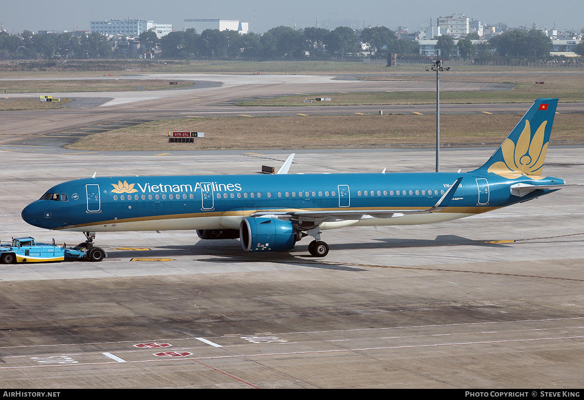 Aircraft Photo of VN-A616 | Airbus A321-272N | Vietnam Airlines | AirHistory.net #578769