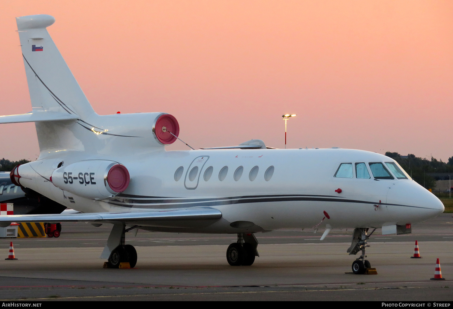 Aircraft Photo of S5-SCE | Dassault Falcon 50EX | AirHistory.net #578889