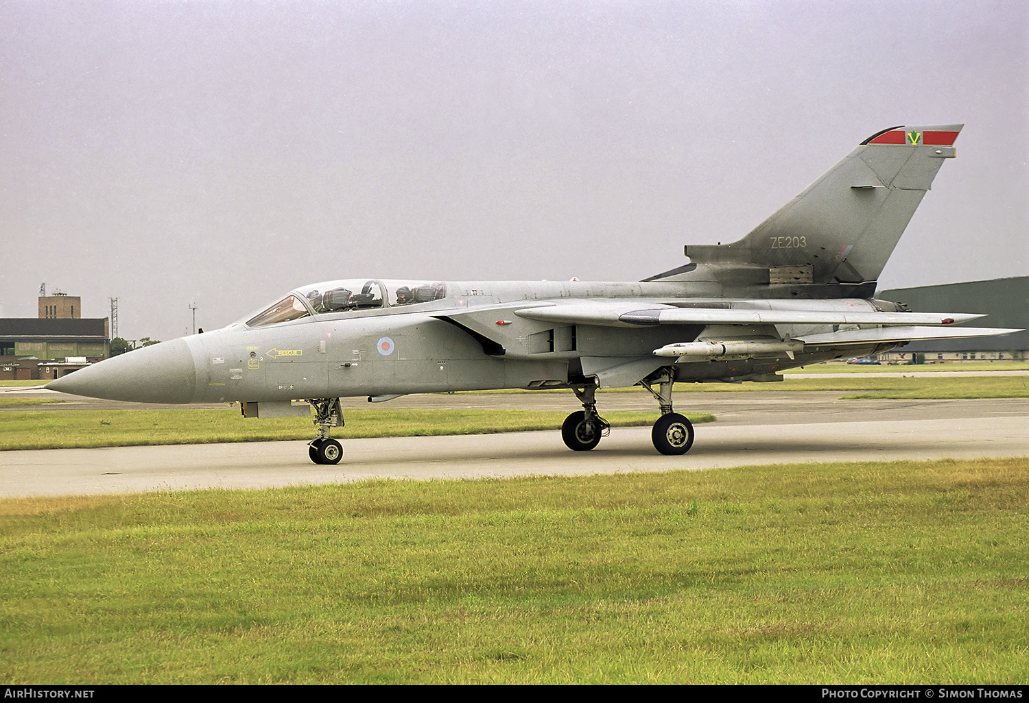 Aircraft Photo of ZE203 | Panavia Tornado F3 | UK - Air Force | AirHistory.net #578947