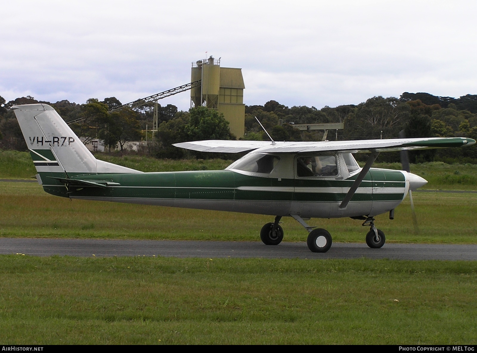 Aircraft Photo of VH-RZP | Cessna 150G | AirHistory.net #579028