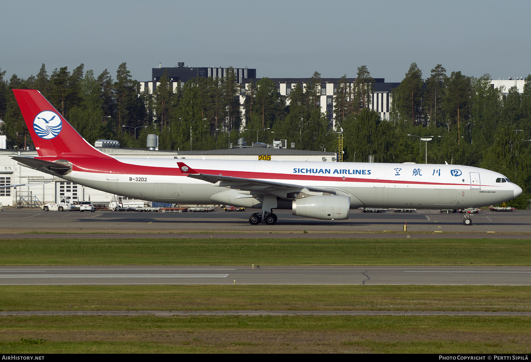 Aircraft Photo of B-32D2 | Airbus A330-343/P2F | Sichuan Airlines | AirHistory.net #579104