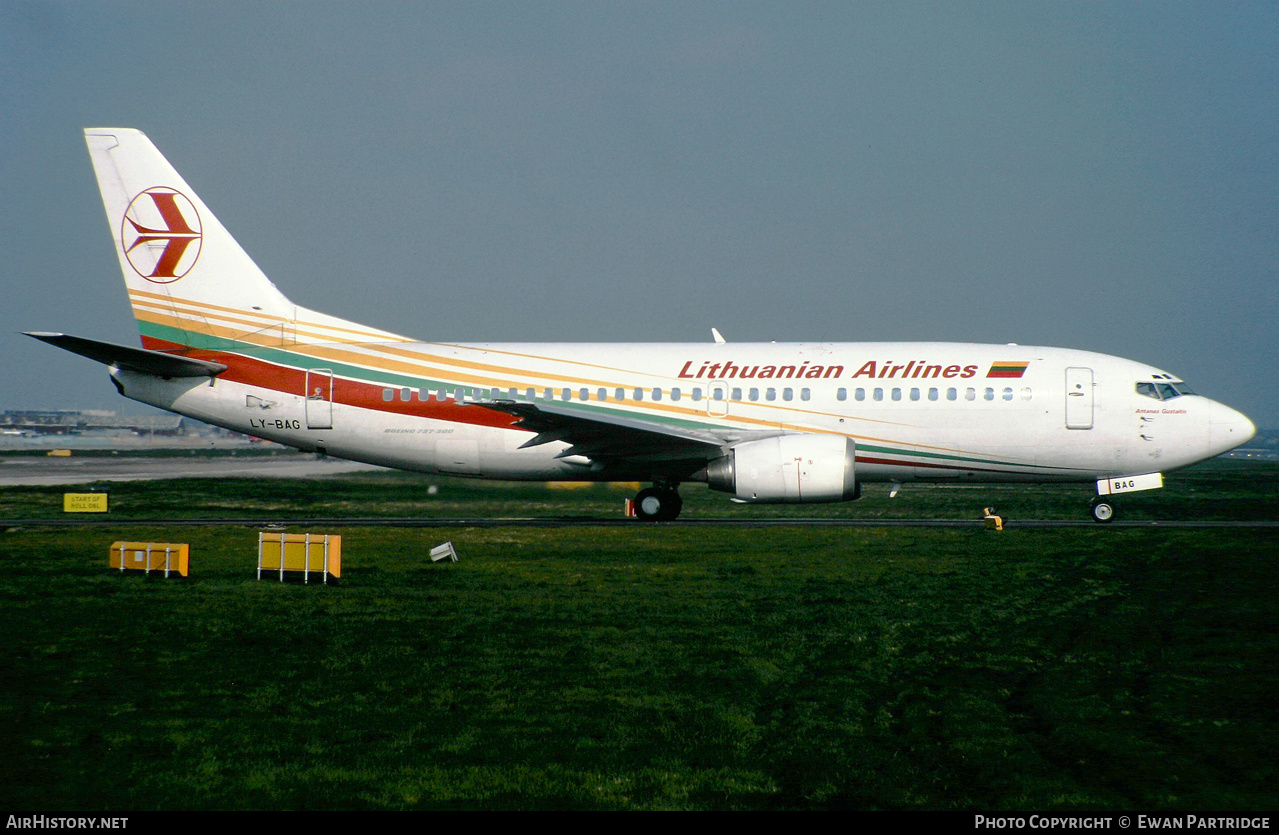 Aircraft Photo of LY-BAG | Boeing 737-382 | Lithuanian Airlines | AirHistory.net #579222