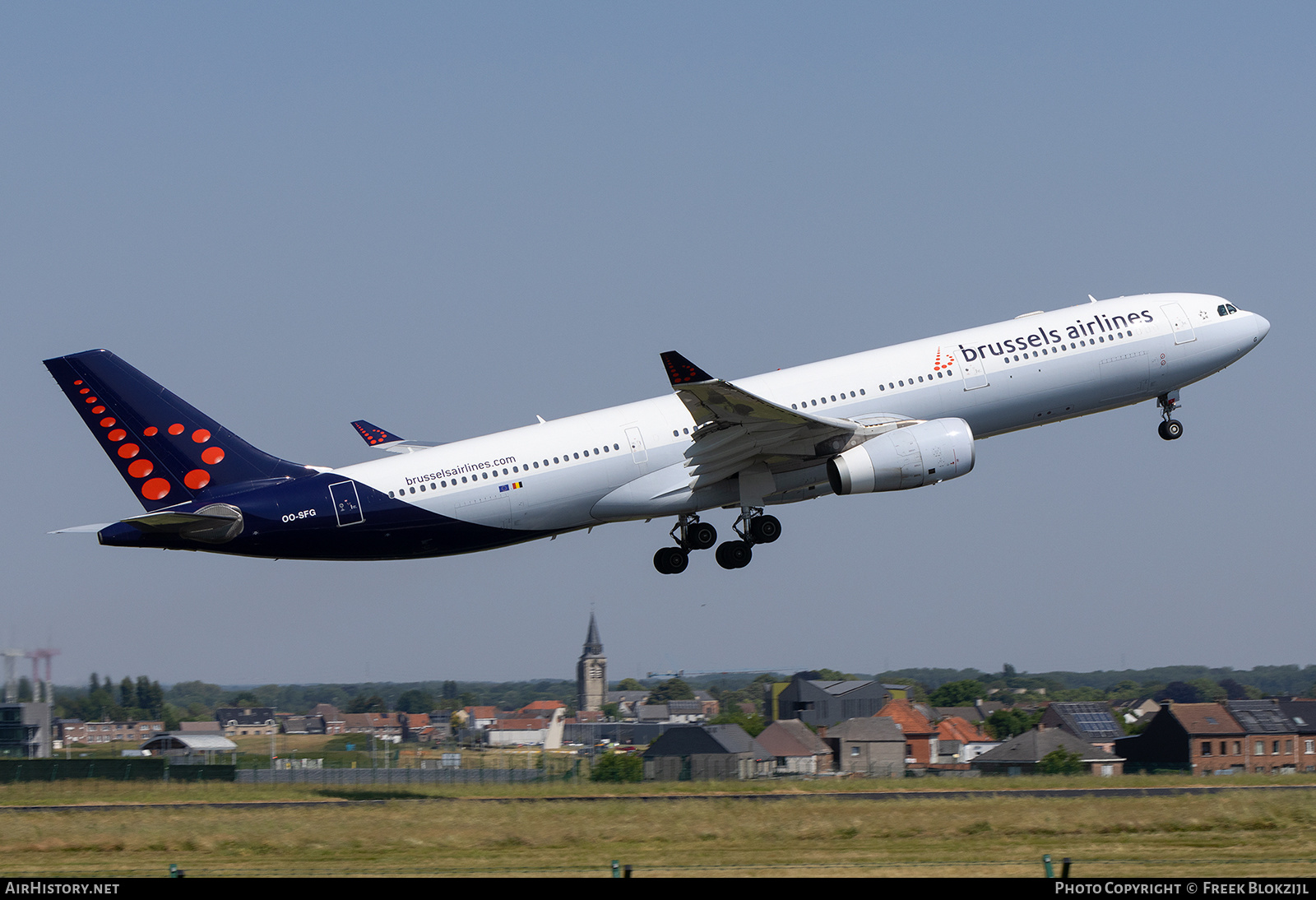 Aircraft Photo of OO-SFG | Airbus A330-343E | Brussels Airlines | AirHistory.net #579393