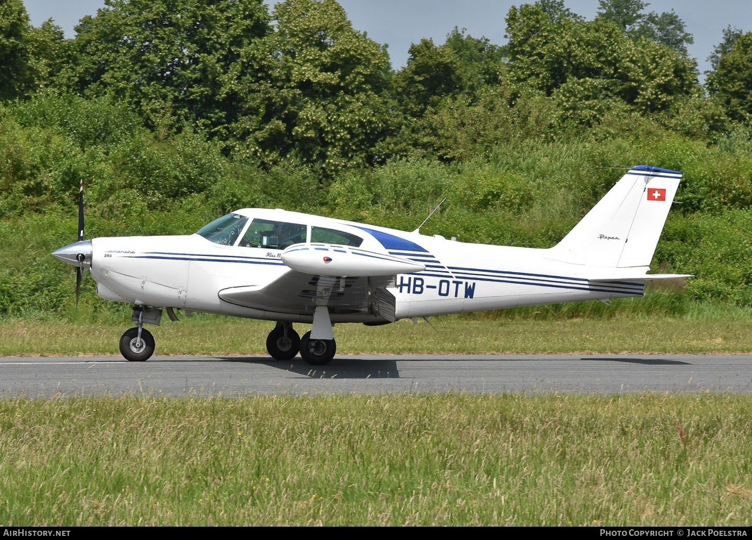 Aircraft Photo of HB-OTW | Piper PA-24-250 Comanche | AirHistory.net #579495