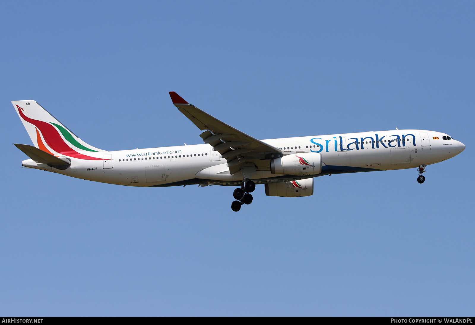Aircraft Photo of 4R-ALR | Airbus A330-343 | SriLankan Airlines | AirHistory.net #579549