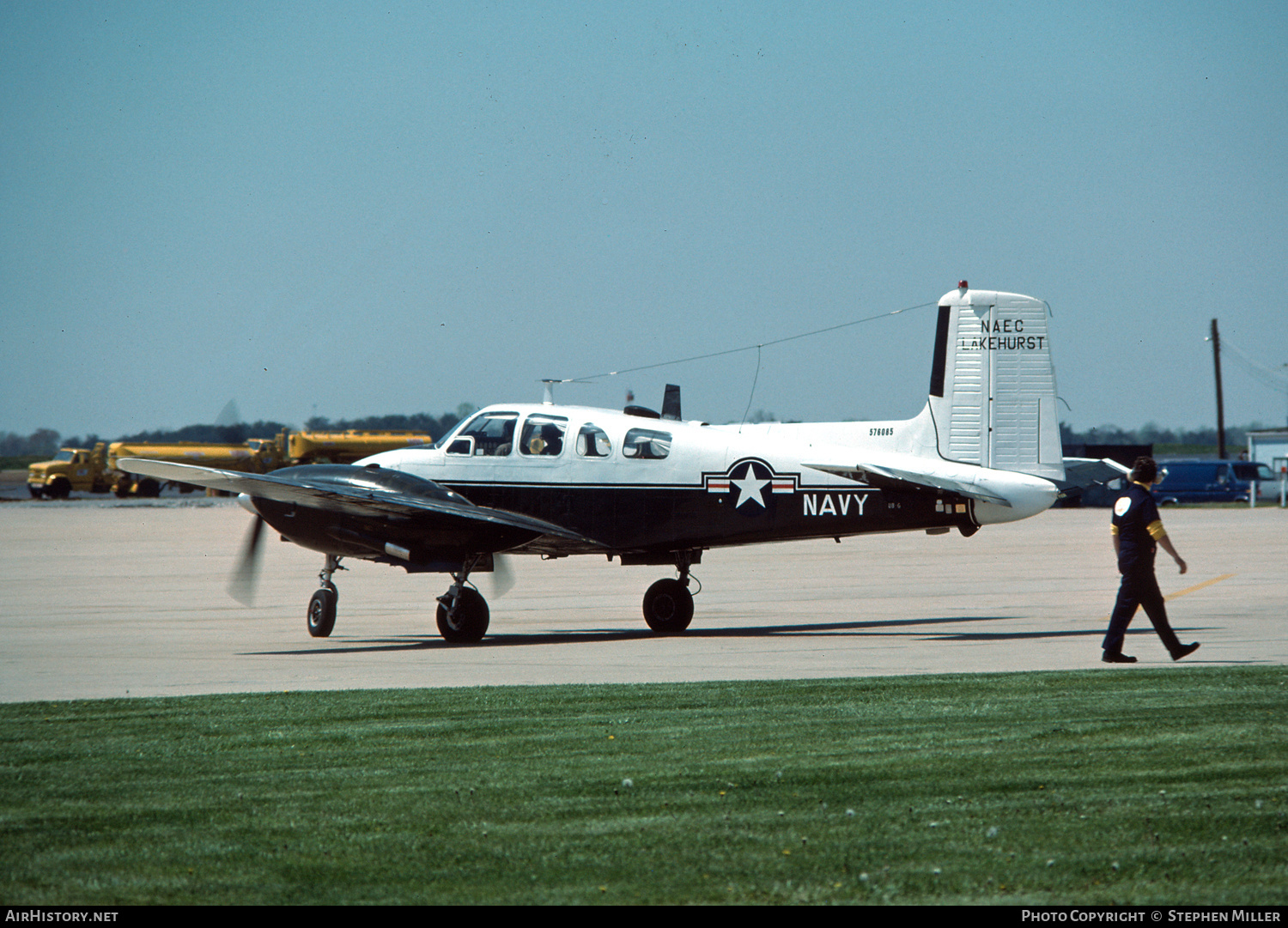 Aircraft Photo of 57-6085 / 576085 | Beech U-8D Seminole (50) | USA - Navy | AirHistory.net #579589