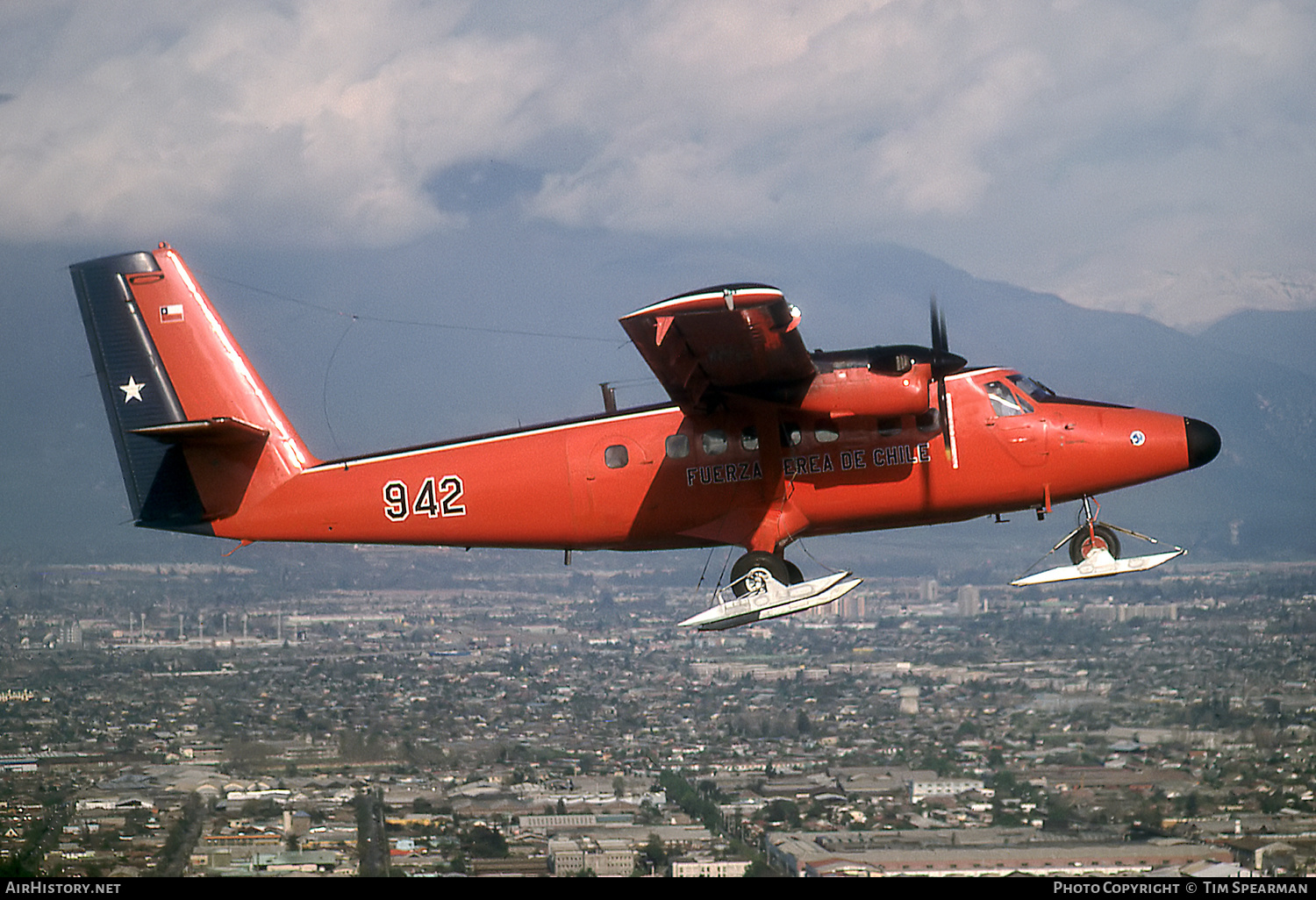 Aircraft Photo of 942 | De Havilland Canada DHC-6-300 Twin Otter | Chile - Air Force | AirHistory.net #579613