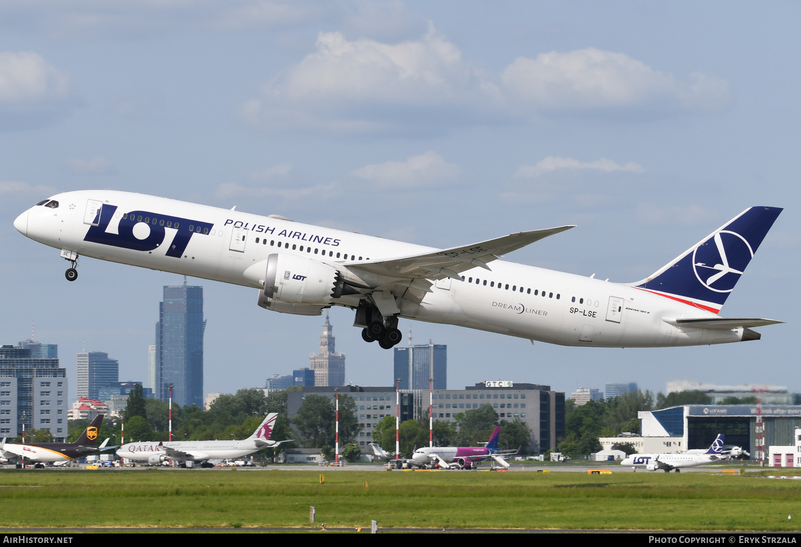 Aircraft Photo of SP-LSE | Boeing 787-9 Dreamliner | LOT Polish Airlines - Polskie Linie Lotnicze | AirHistory.net #579706