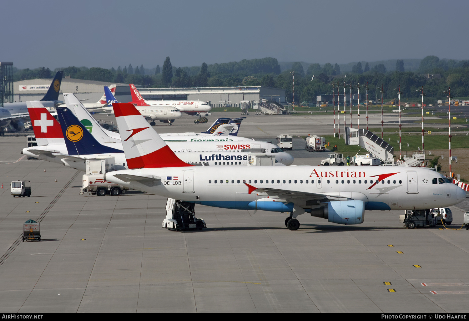 Airport photo of Düsseldorf - International (EDDL / DUS) in Germany | AirHistory.net #579721
