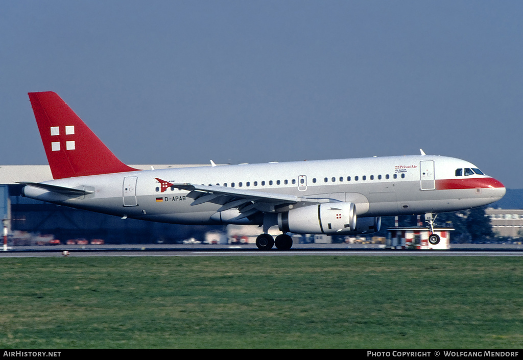 Aircraft Photo of D-APAB | Airbus A319-132 | PrivatAir | AirHistory.net #579840