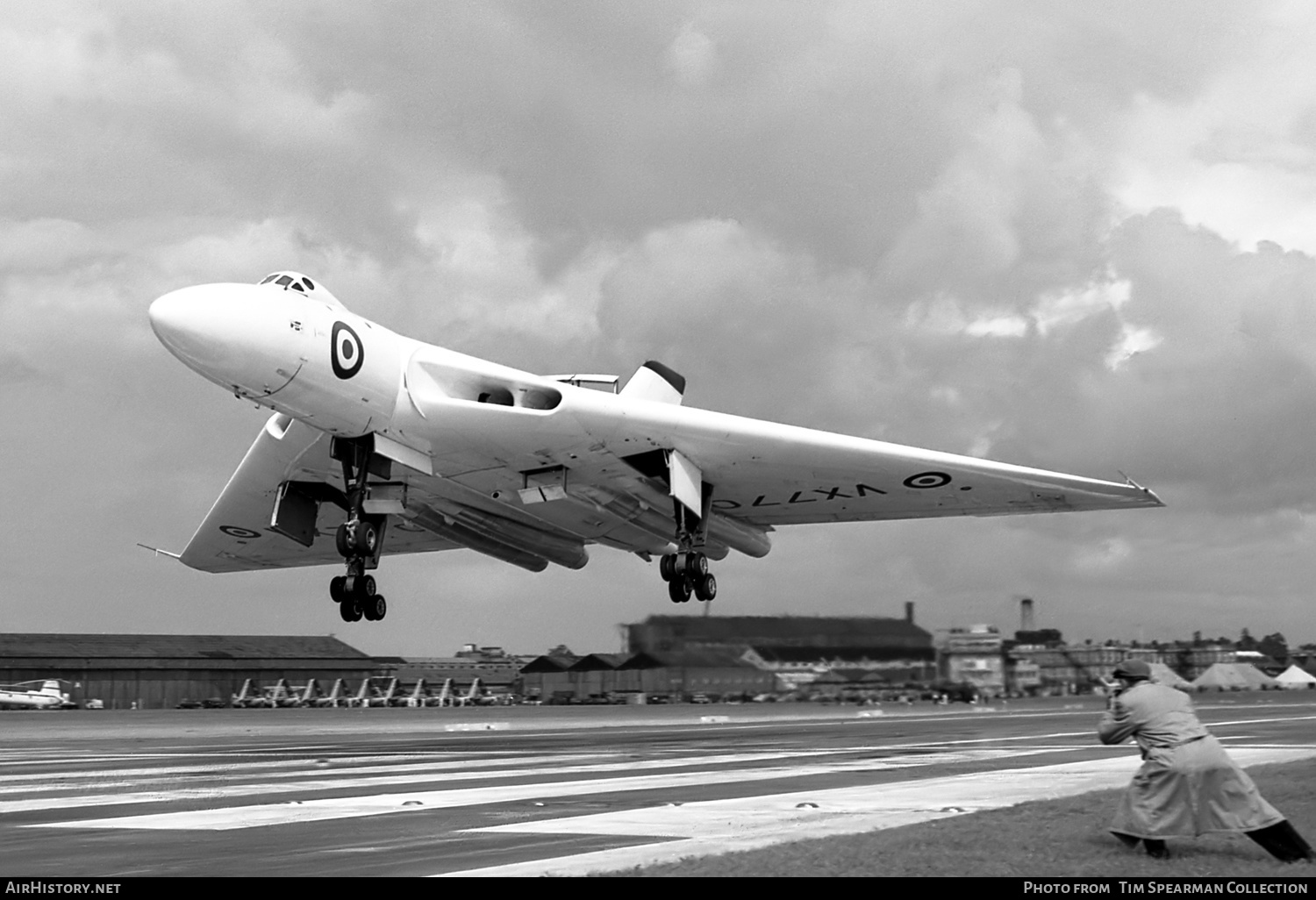 Aircraft Photo of VX770 | Avro 698 Vulcan | UK - Air Force | AirHistory.net #579879