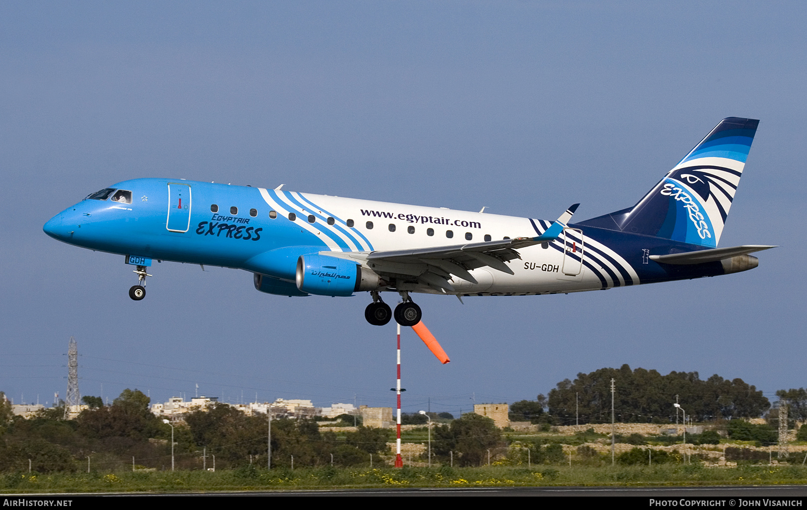 Aircraft Photo of SU-GDH | Embraer 170LR (ERJ-170-100LR) | EgyptAir Express | AirHistory.net #579938