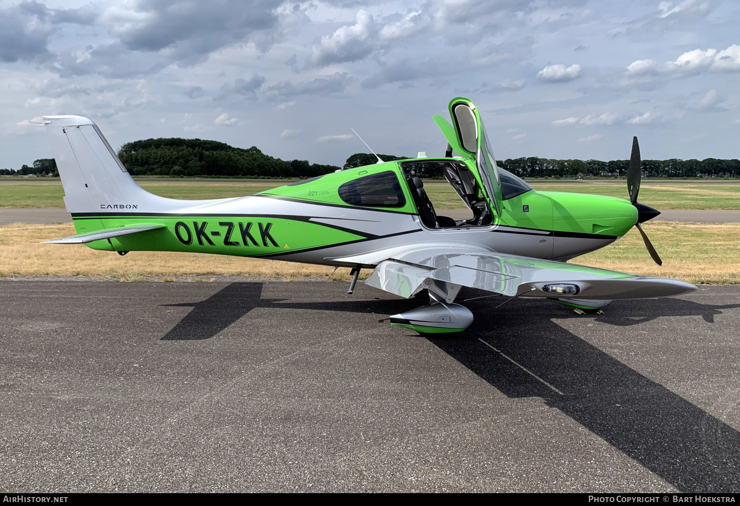 Aircraft Photo of OK-ZKK | Cirrus SR-22T G5-GTS Carbon | AirHistory.net #580015