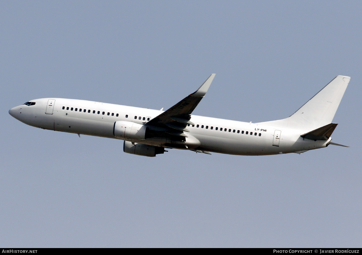 Aircraft Photo of LY-PMI | Boeing 737-800 | AirHistory.net #580025