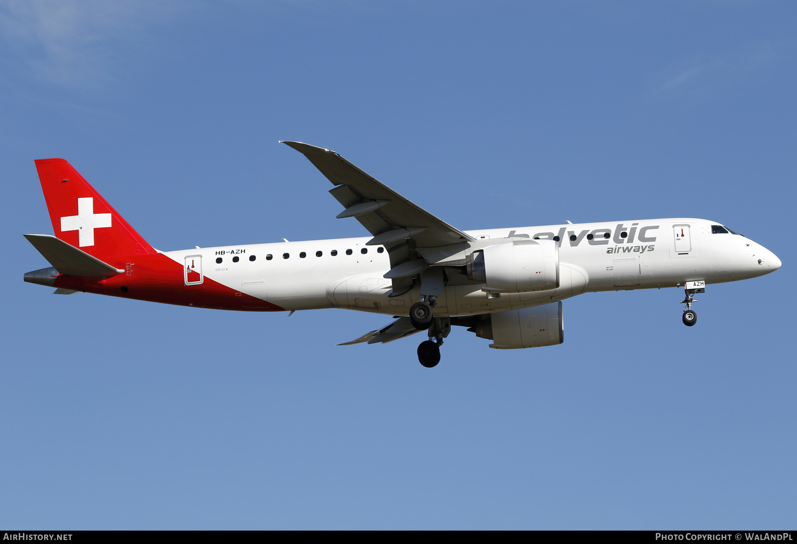 Aircraft Photo of HB-AZH | Embraer 190-E2 (ERJ-190-300) | Helvetic Airways | AirHistory.net #580064