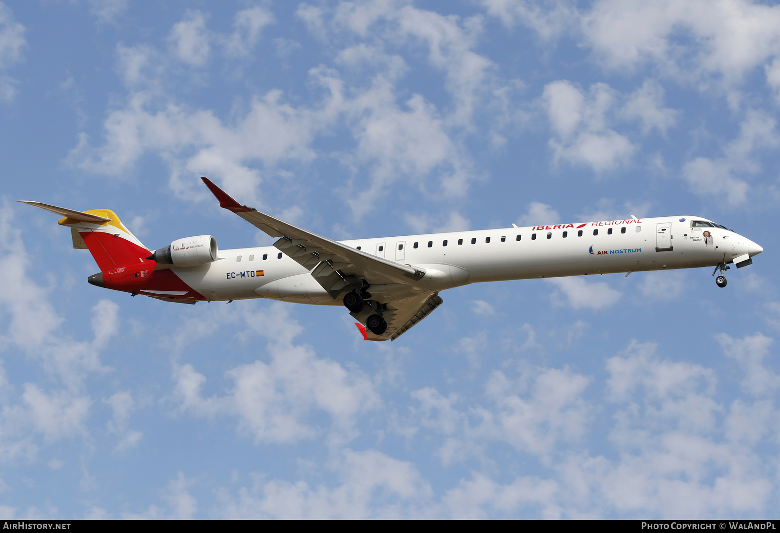 Aircraft Photo of EC-MTO | Bombardier CRJ-1000 (CL-600-2E25) | Air Nostrum | AirHistory.net #580073