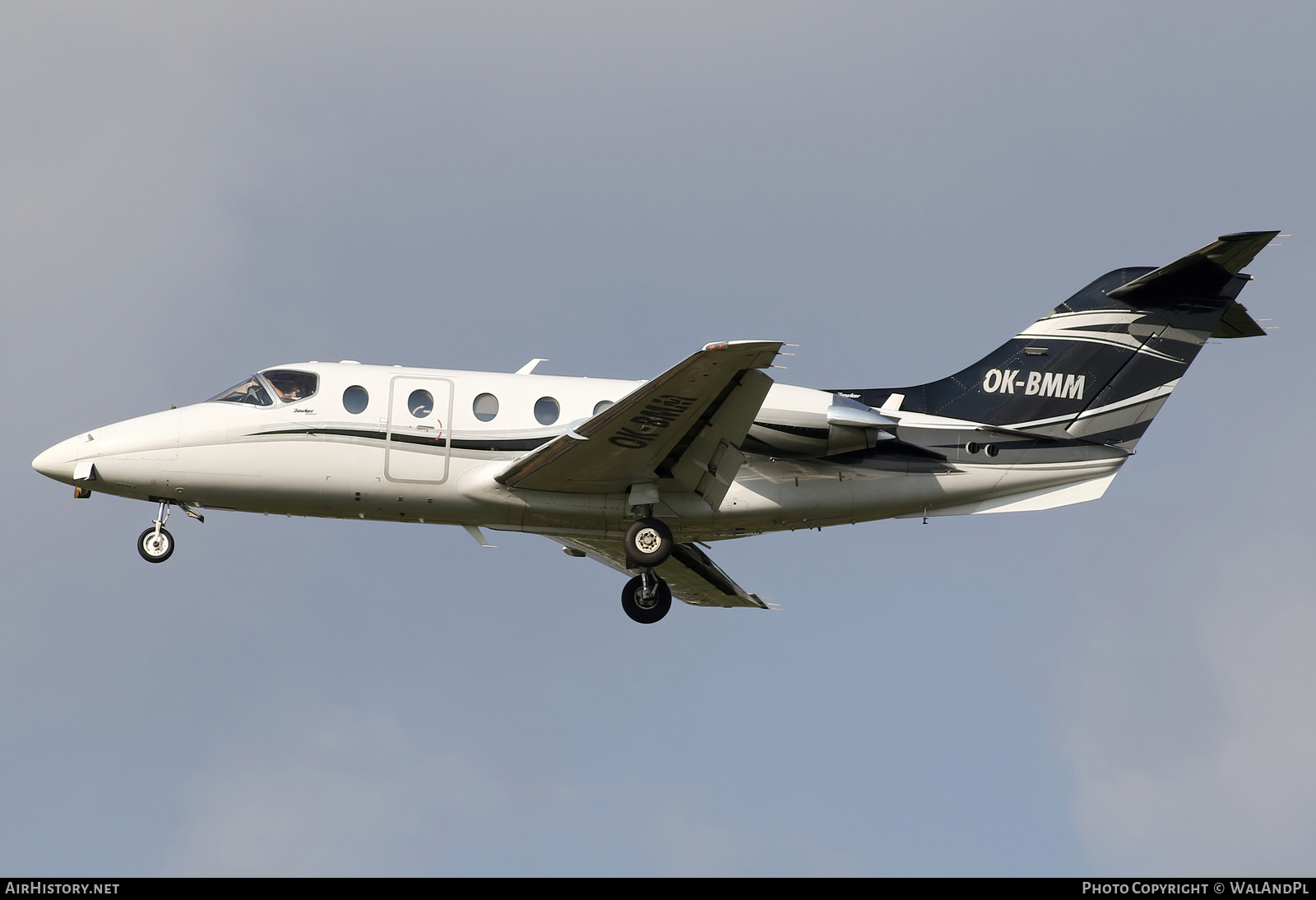 Aircraft Photo of OK-BMM | Raytheon Hawker 400XP | AirHistory.net #580085