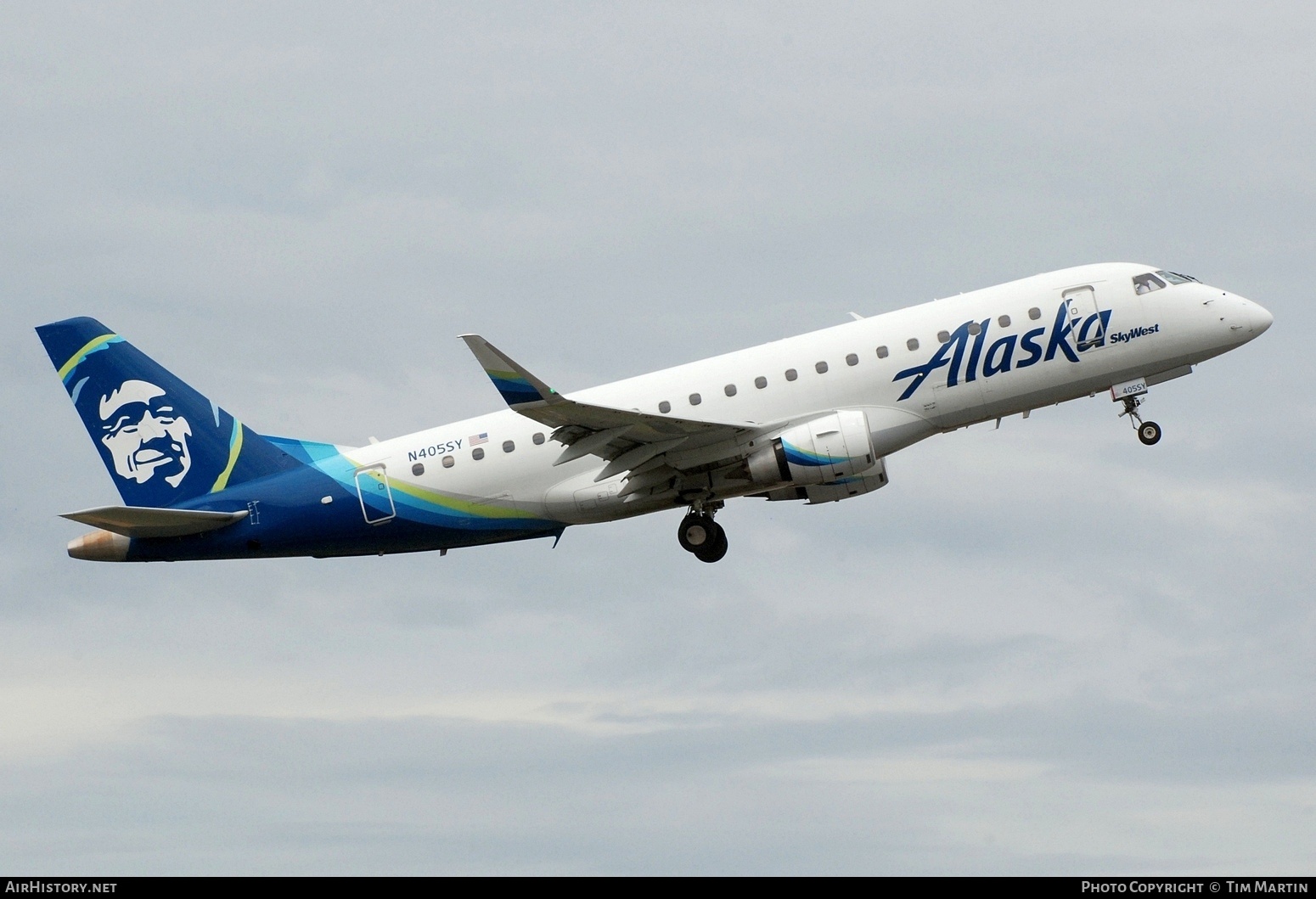 Aircraft Photo of N405SY | Embraer 175LR (ERJ-170-200LR) | Alaska Airlines | AirHistory.net #580122