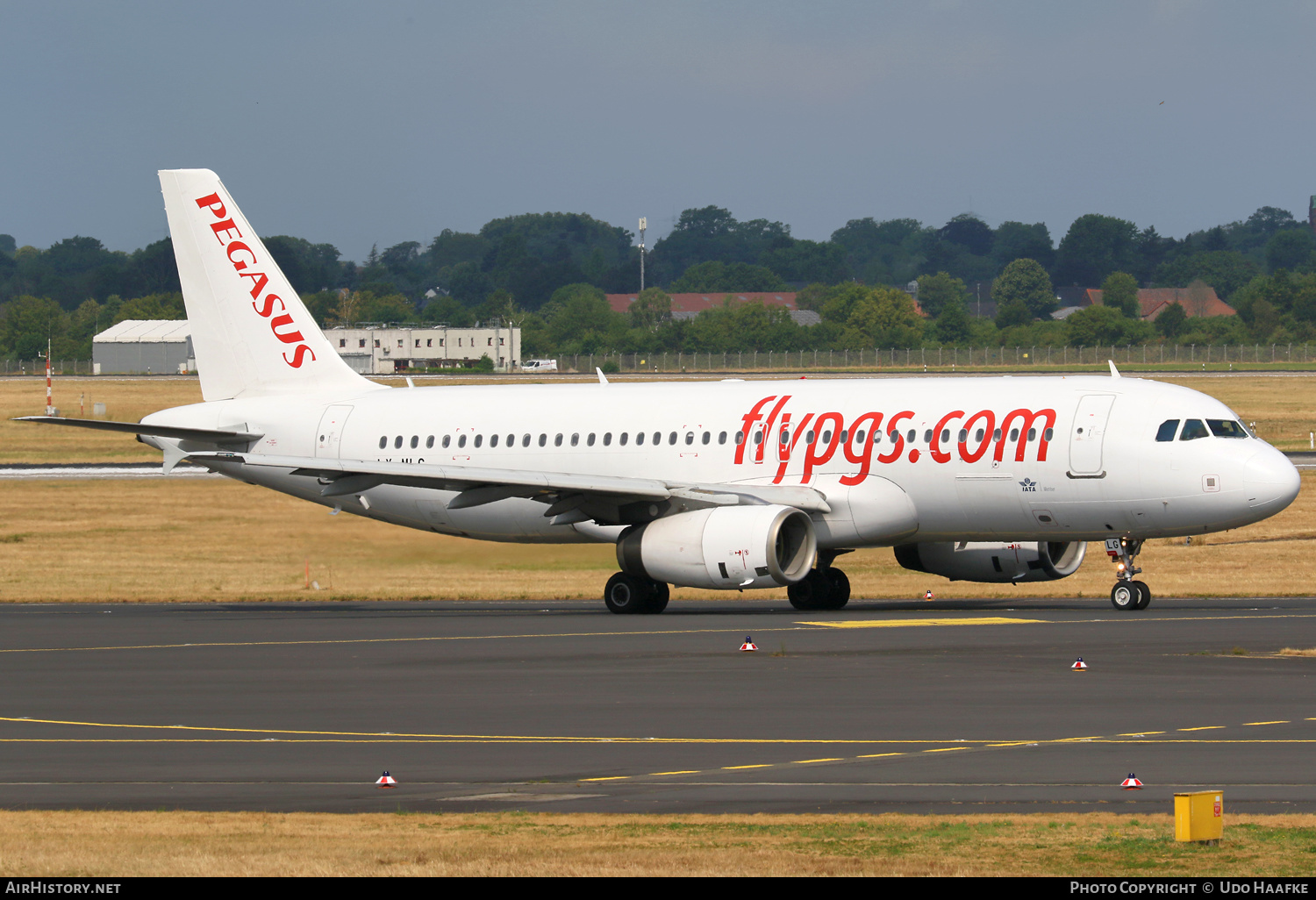 Aircraft Photo of LY-MLG | Airbus A320-232 | Pegasus Airlines | AirHistory.net #580169