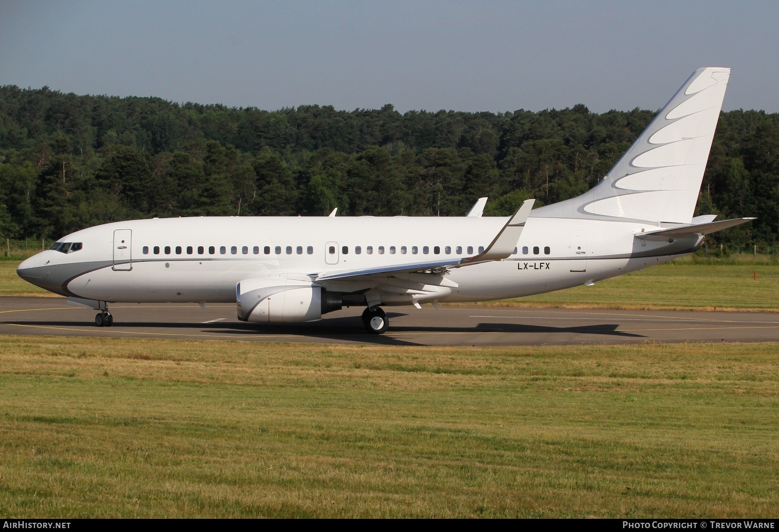 Aircraft Photo of LX-LFX | Boeing 737-700 BBJ | AirHistory.net #580202