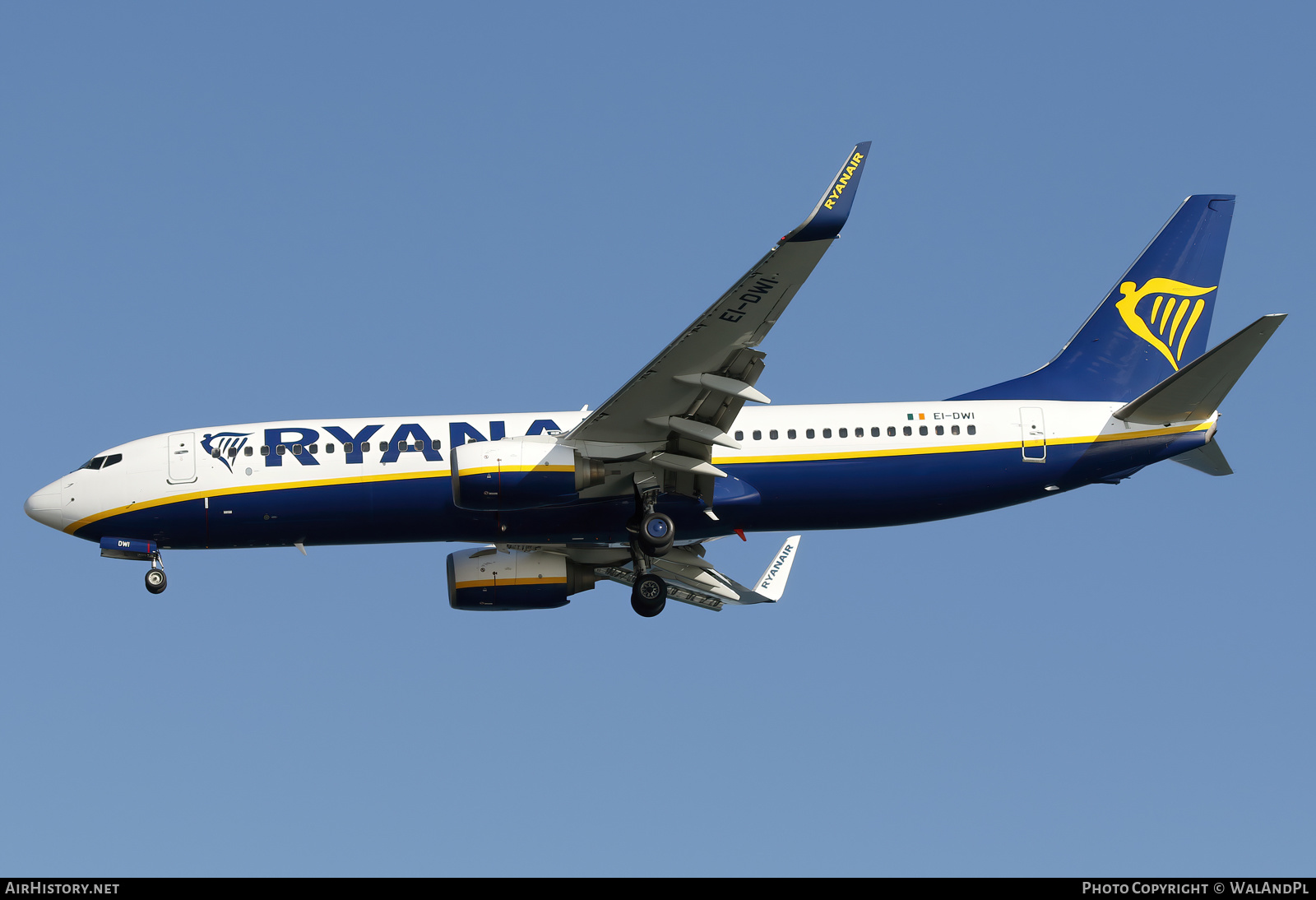 Aircraft Photo of EI-DWI | Boeing 737-8AS | Ryanair | AirHistory.net #580244