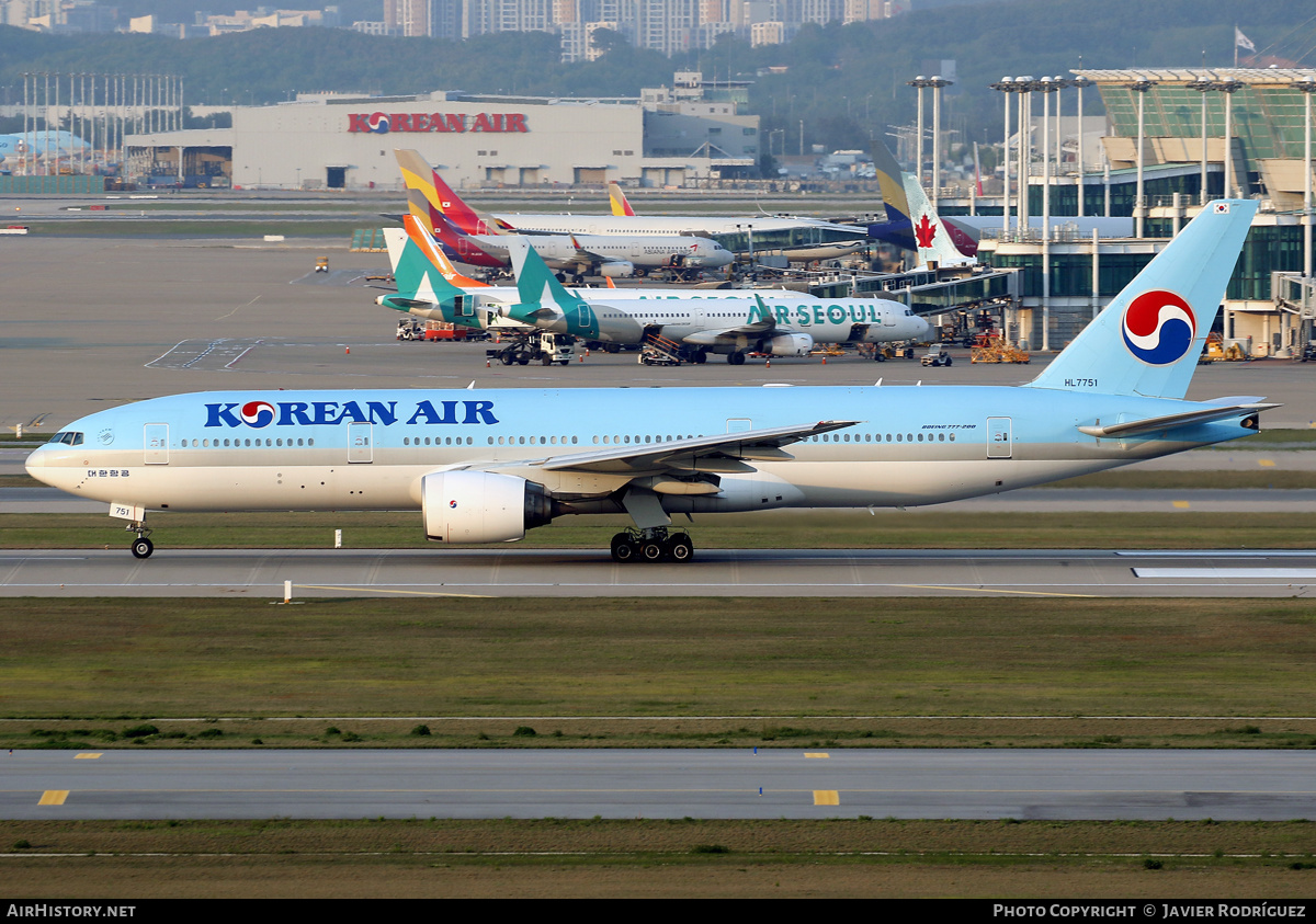 Aircraft Photo of HL7751 | Boeing 777-2B5/ER | Korean Air | AirHistory.net #580250