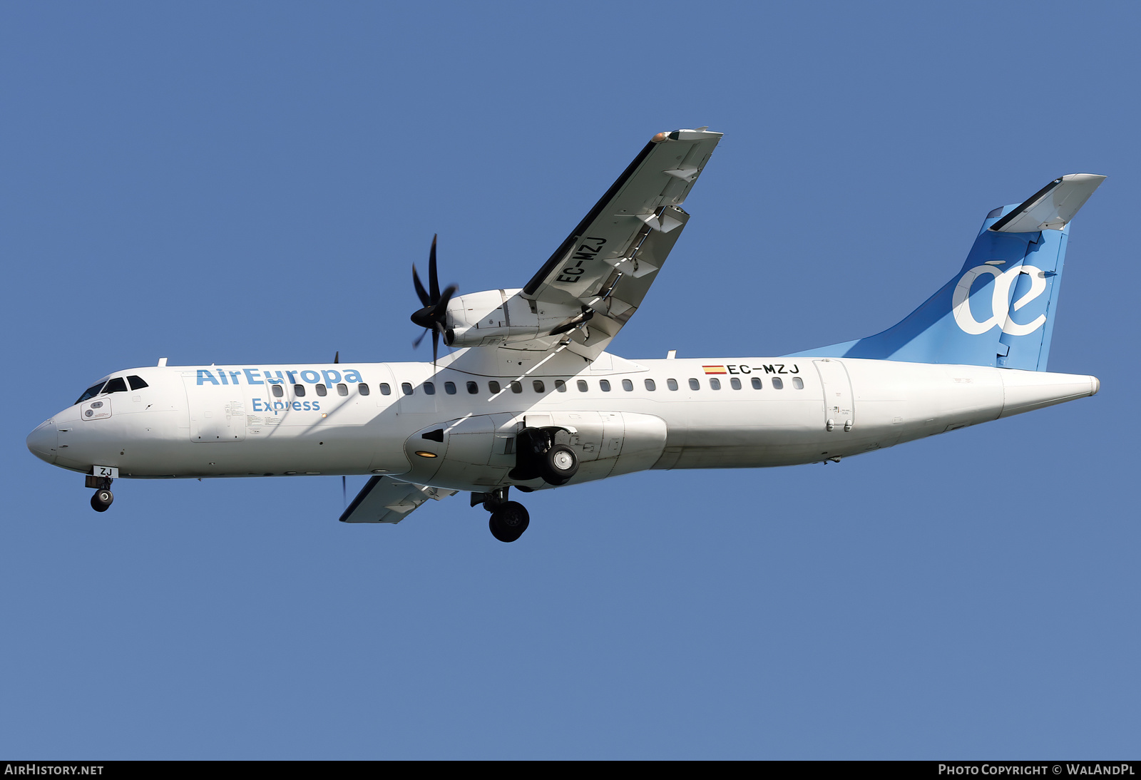 Aircraft Photo of EC-MZJ | ATR ATR-72-500 (ATR-72-212A) | Air Europa Express | AirHistory.net #580261