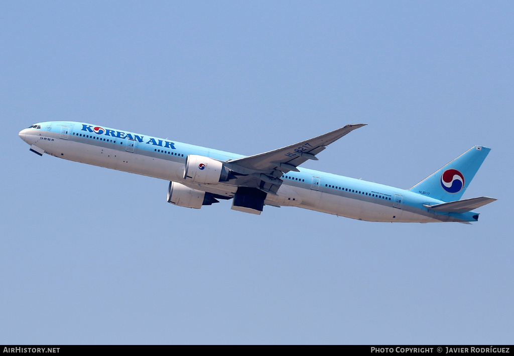 Aircraft Photo of HL8217 | Boeing 777-3B5/ER | Korean Air | AirHistory.net #580520