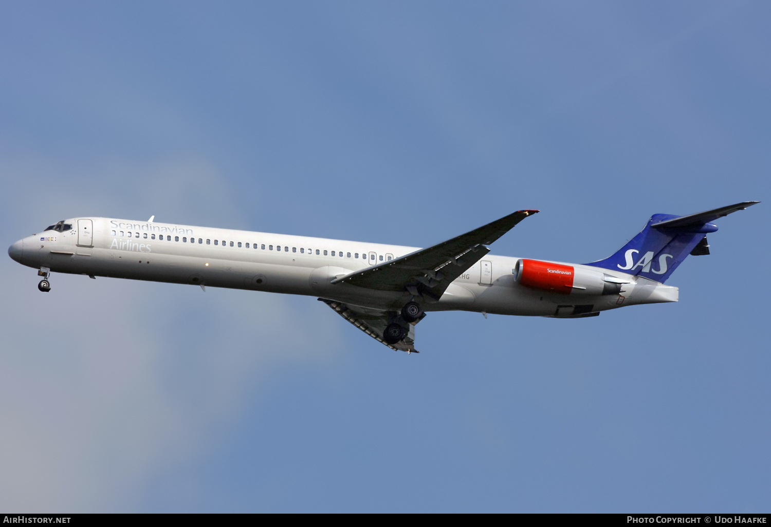 Aircraft Photo of OY-KHG | McDonnell Douglas MD-82 (DC-9-82) | Scandinavian Airlines - SAS | AirHistory.net #580553