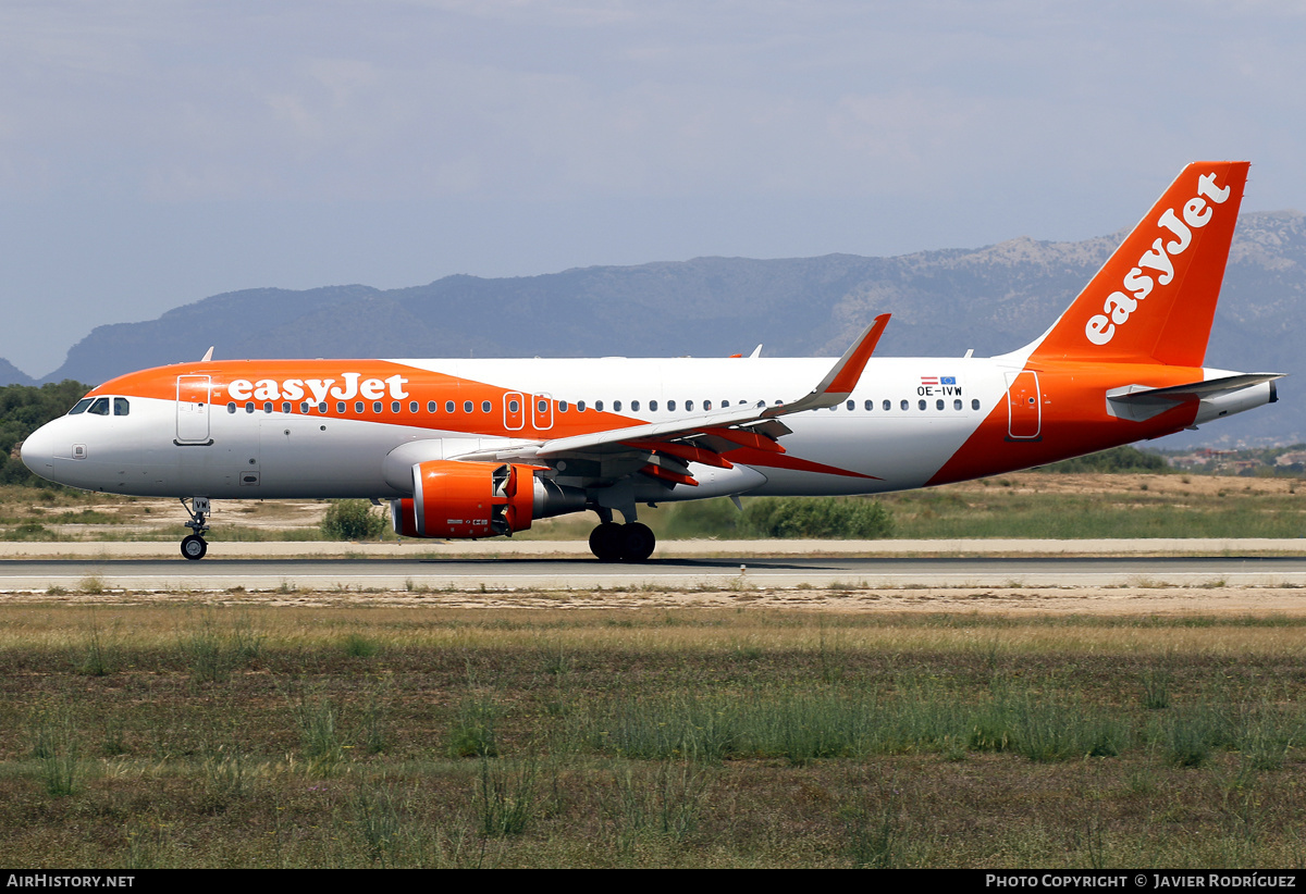 Aircraft Photo of OE-IVW | Airbus A320-214 | EasyJet | AirHistory.net #580573