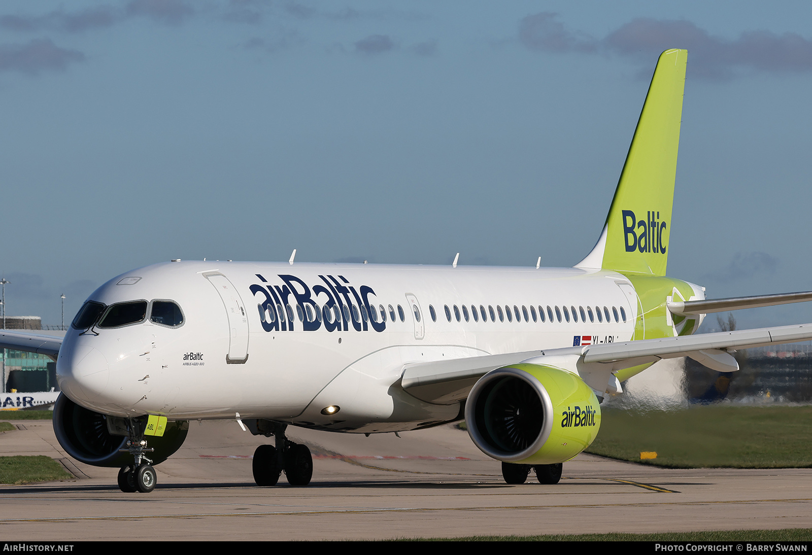 Aircraft Photo of YL-ABL | Airbus A220-371 (BD-500-1A11) | AirBaltic | AirHistory.net #580577